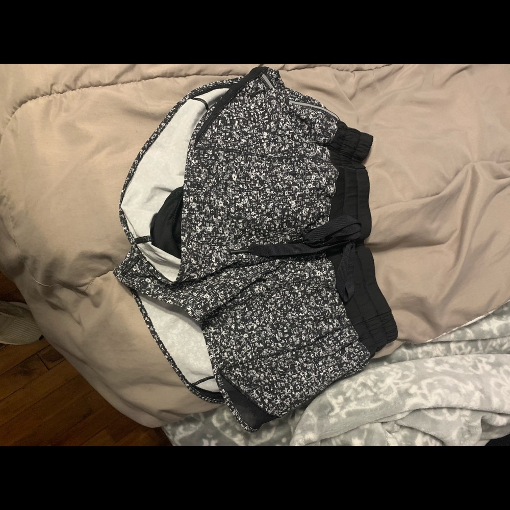 Lululemon hotty got shorts
